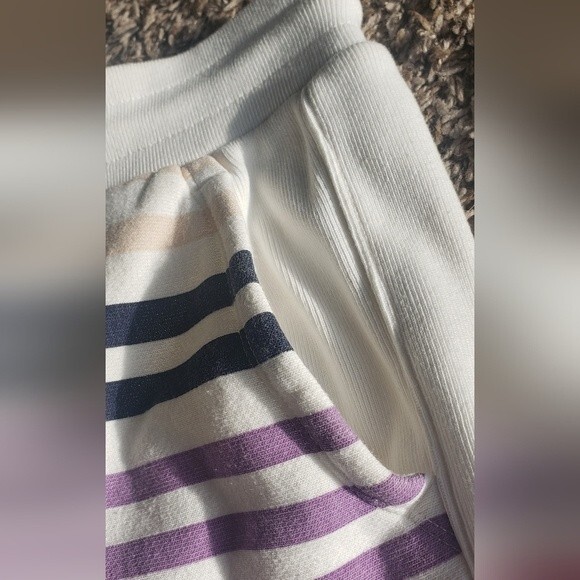 Champion X Urban Outfitters Candy Stripe Shorts Reverse Weave Size Small - Picture 4 of 7